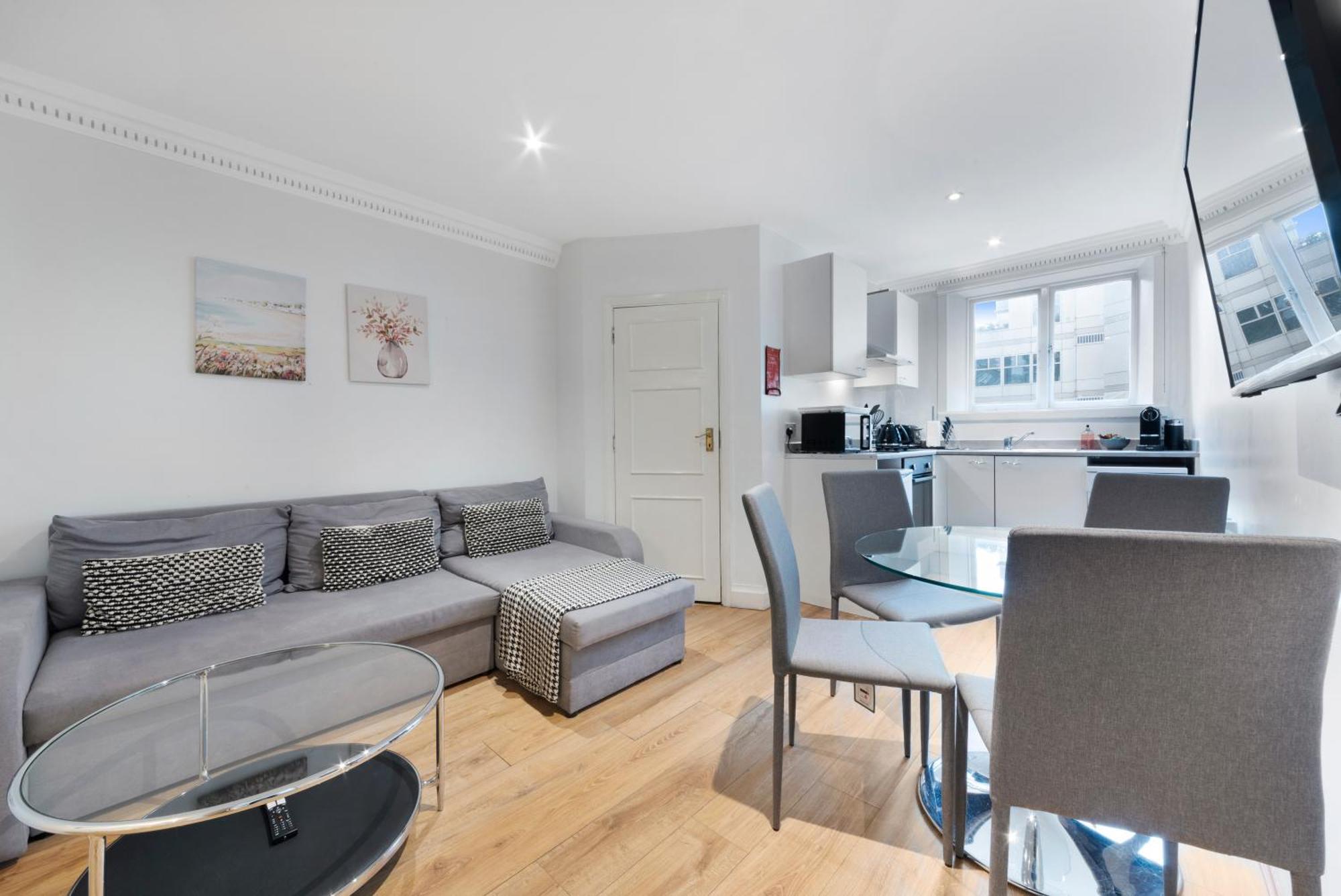 2 Bed Piccadilly Apartment 4 ลอนดอน ภายนอก รูปภาพ